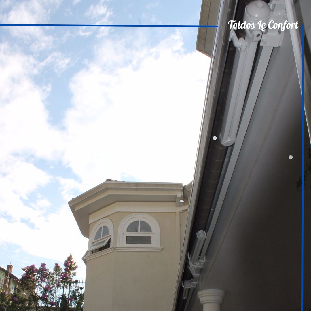 Toldo Articulado Premium